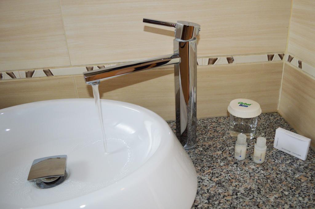 Select City Center Hotel Tirana Værelse billede