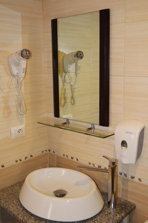Select City Center Hotel Tirana Værelse billede