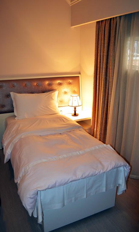 Select City Center Hotel Tirana Eksteriør billede