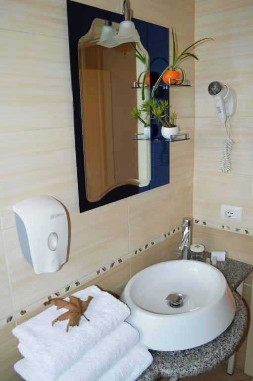 Select City Center Hotel Tirana Værelse billede