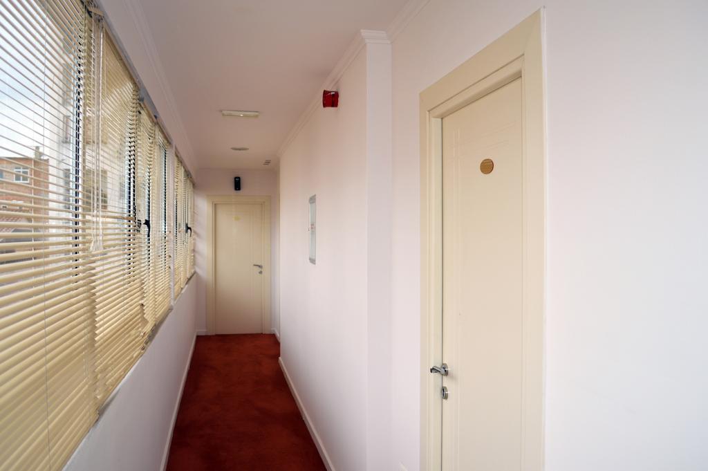 Select City Center Hotel Tirana Eksteriør billede