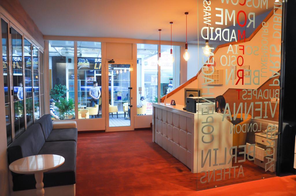 Select City Center Hotel Tirana Eksteriør billede