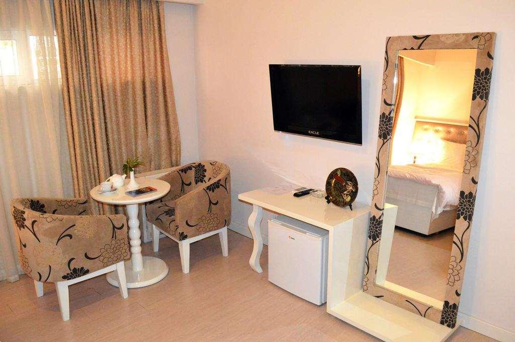 Select City Center Hotel Tirana Værelse billede